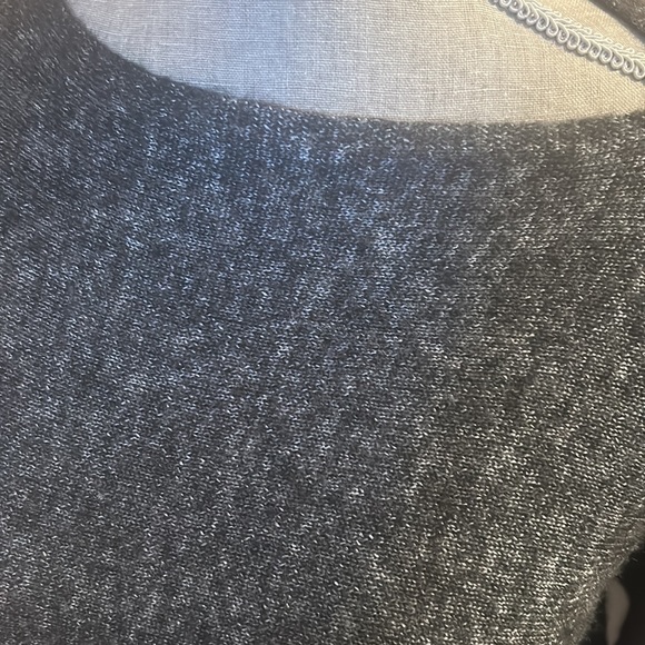 NWT Armani Exchange light asymmetrical Sweater XL - Picture 5 of 13